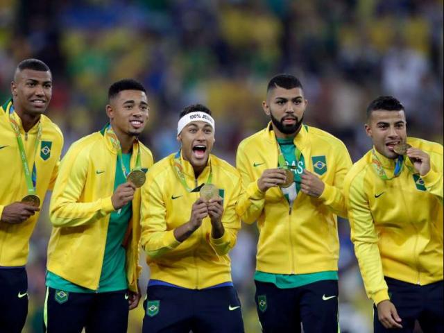 Bóng đá - 2016: Mùa hè lịch sử của Leicester, Ronaldo và Neymar