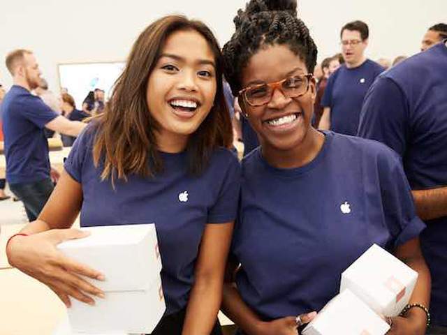 Dế sắp ra lò - Apple đổi tên địa điểm bán lẻ tại Mỹ, Anh