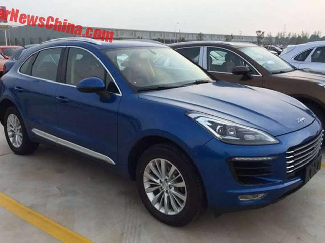 Ô tô - Porsche Macan “dỏm” giá chỉ 300 triệu đồng