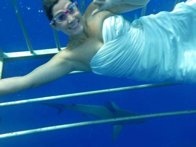 Tranh vui - Những bức ảnh cưới "cười ra nước mắt"