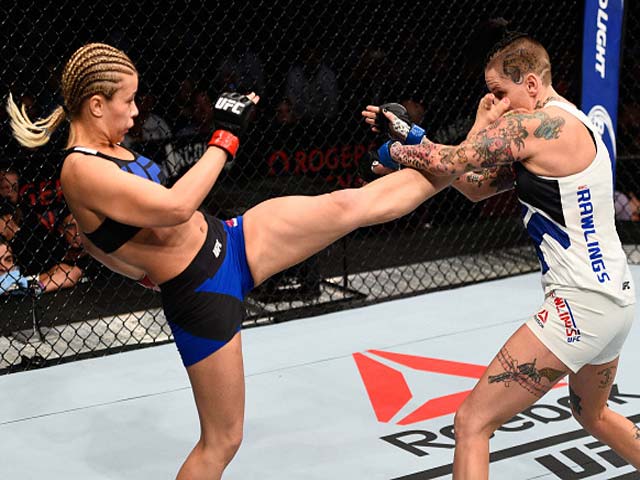 Thể thao - “Bóng hồng” UFC phi thân tiễn đối thủ nằm sàn