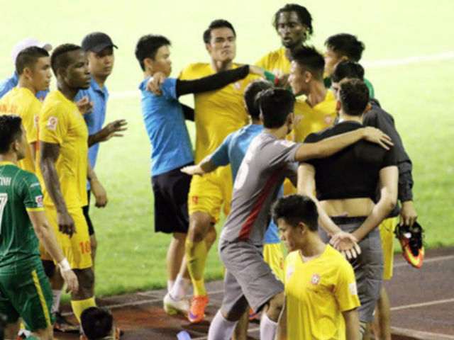 Bóng đá - Thua trận, cầu thủ Hải Phòng suýt đánh nhau