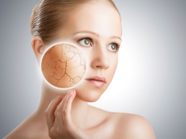 Tư vấn làm đẹp - Cách làm mặt nạ chuối và mặt nạ sữa đặc trị cho da khô