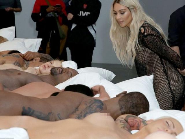 Ca nhạc - MTV - Choáng với 12 bức tượng khỏa thân của vợ chồng cô Kim