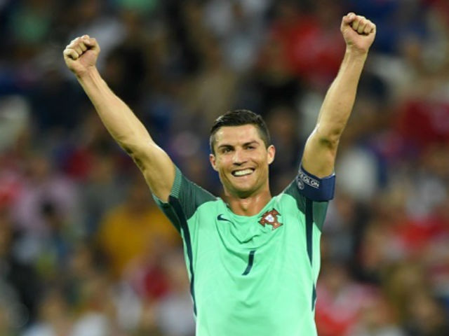 Bóng đá - SAO Barca: "Ronaldo tuyệt vời hơn tất cả"