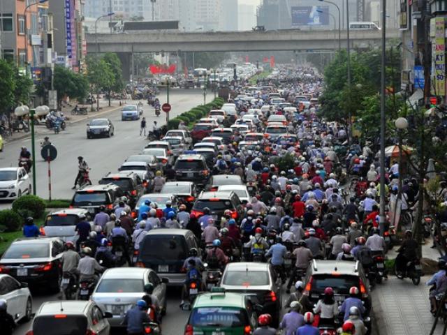 Tin tức trong ngày - Ảnh: Dân ùn ùn về quê nghỉ lễ, Thủ đô “không lối thoát”