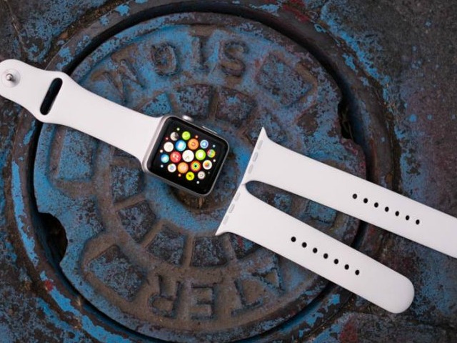 Thời trang Hi-tech - Apple Watch tiếp theo sẽ mang tên iWatch?