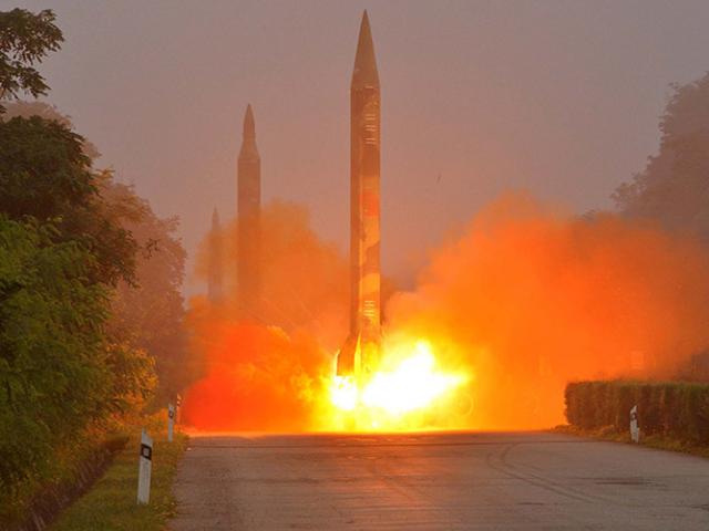 Thế giới - Bị “nói xấu” tại G20, Triều Tiên bắn 3 tên lửa "dằn mặt"