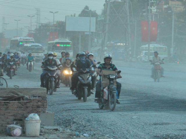 Tin tức trong ngày - “Bão” bụi tấn công ở Sài Gòn, dân chịu không thấu