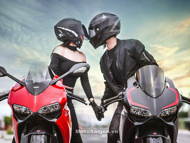 Những thước hình về cặp đôi trên chiếc xe biker Ducati Panigale 899 trong ảnh sẽ khiến bạn liên tưởng đến tình yêu bất chấp mọi rào cản. Họ để lộ cho nhau và cho thế giới thấy rằng tình yêu có thể hiện thực với bất kỳ thứ gì, và đó là nguồn cảm hứng cho những ai đang trong tình yêu.