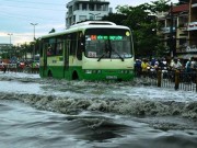 Tin tức trong ngày - Hạ thấp con đường biến nhà dân thành hầm giữa Sài Gòn