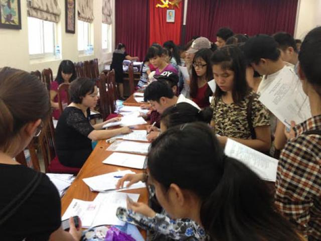 Giáo dục - du học - Xã xác nhận sai khi từ chối xác nhận hồ sơ đại học