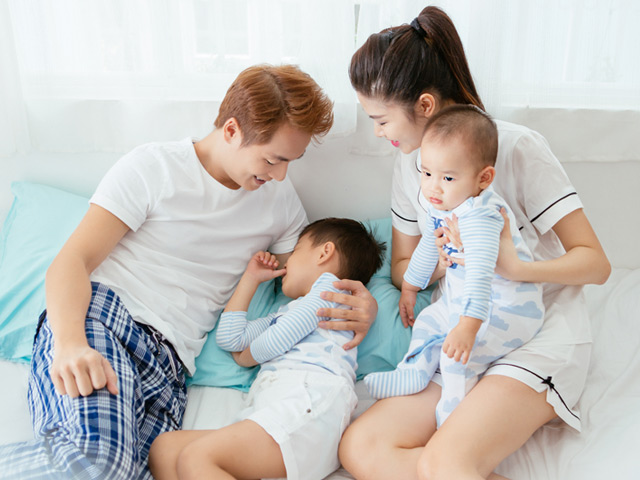 Ca nhạc - MTV - Hai quý tử nhà Đăng Khôi ngày càng kháu khỉnh