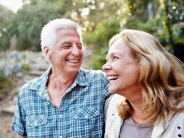 Sức khỏe đời sống - Người cao tuổi làm "chuyện ấy" thường xuyên có thể tăng nguy cơ đau tim