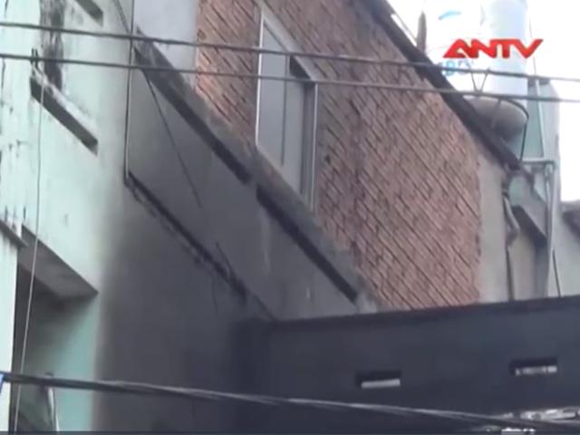 Video An ninh - Cô gái nhảy lầu cháy như đuốc nghi bị thiêu