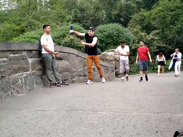 Bạn trẻ - Cuộc sống - Clip hài: Thanh niên lầy lội troll ác nhất quả đất