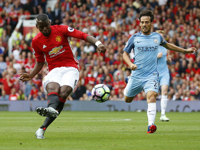 Bóng đá - "Tàng hình" trận derby, Pogba bị fan MU "ném đá" dữ dội
