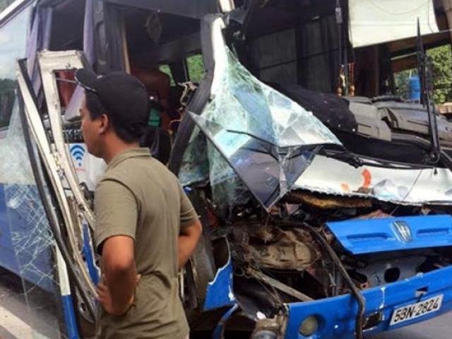 Tin tức trong ngày - Công an Lâm Đồng: Cứu xe khách xong, anh Bắc rất run