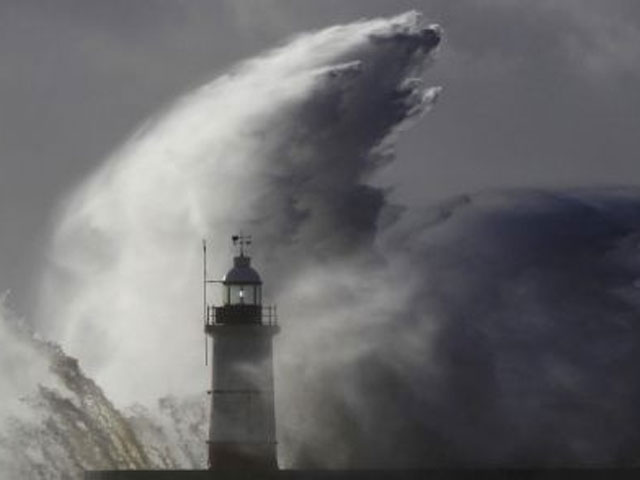 Tin tức trong ngày - Siêu bão Meranti liên tục đổi hướng