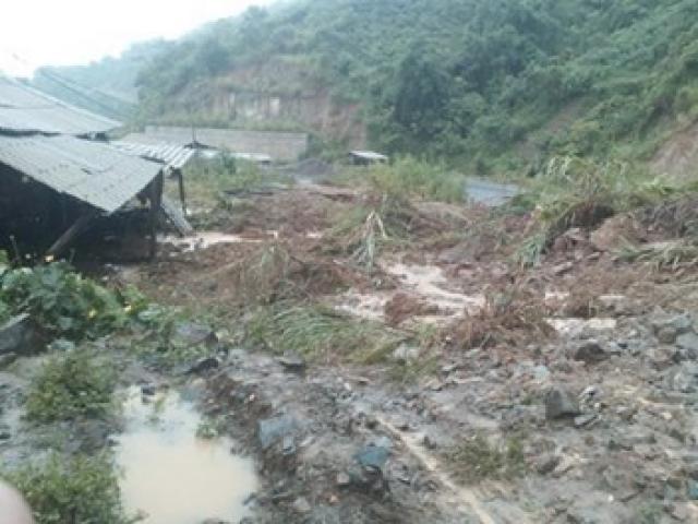 Sạt lở núi làm 7 người chết, mất tích ở Thanh Hóa