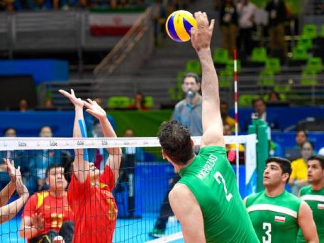 Thể thao - VĐV khuyết tật cao 2m46: "Siêu nhân trên không"