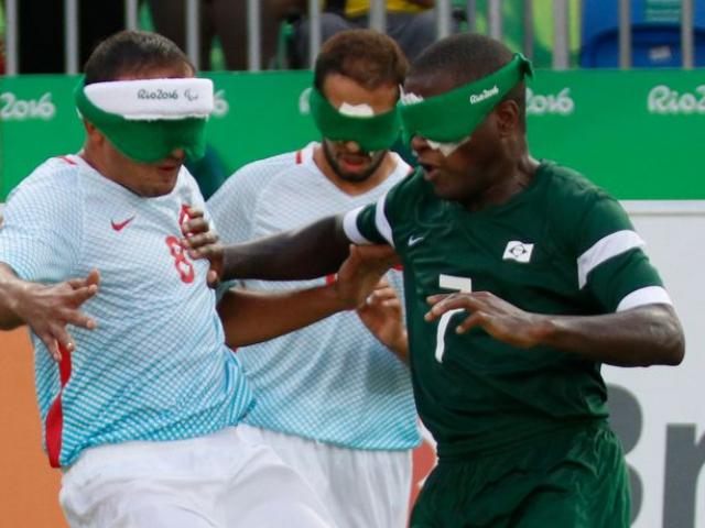 Bóng đá - "Pele mù" solo ghi bàn khó tin ở Paralympic