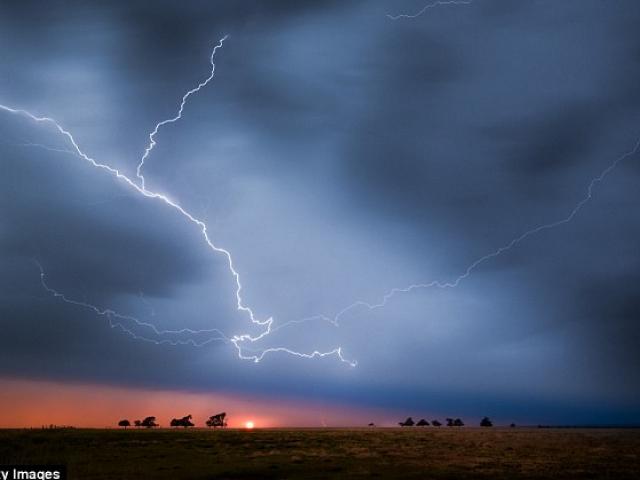 Phi thường - kỳ quặc - Kinh hãi với những kỷ lục về sét