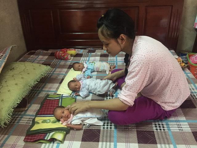 Bạn trẻ - Cuộc sống - Gặp lại 3 bé trai chào đời còn nguyên trong bọc ối