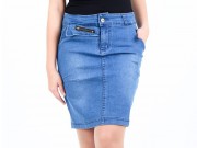 Thời trang công sở - Quần jeans chớp mắt biến thành váy ngắn sexy