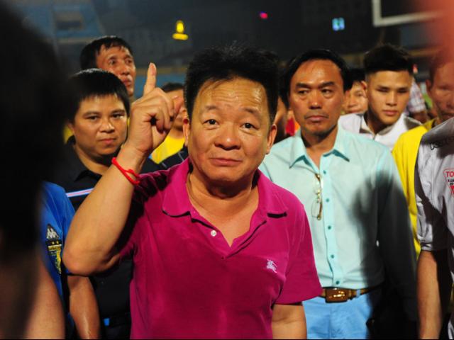 Bóng đá - Bầu Hiển được tung hô như người hùng, HN.T&T nhận hơn 10 tỷ đồng