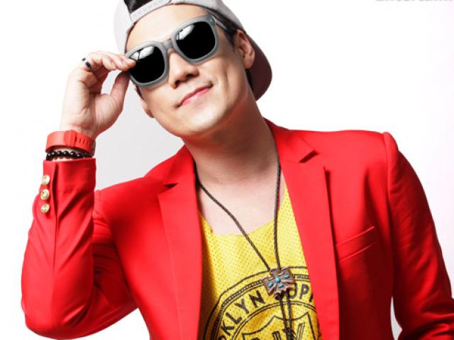 Ca nhạc - MTV - Khánh Phương: "Mẫu bạn gái mơ ước tôi chưa thấy ngoài đời"