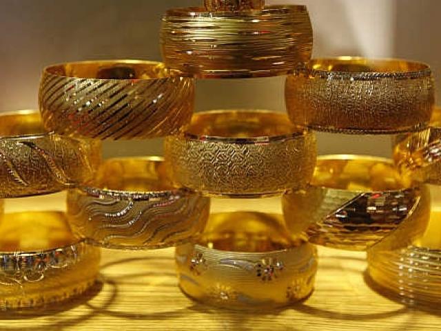 Tài chính - Bất động sản - Giá vàng chiều 21/9: Băng băng leo dốc trước “giờ G”