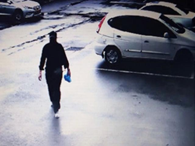 Thế giới - HQ: Thấy người giống vợ cũ, khách TQ vác dao đâm chết