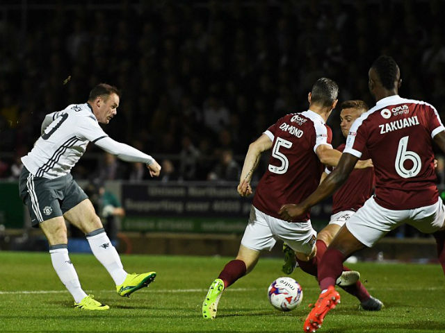 Bóng đá - Fan MU chán nản vì Rooney, Mourinho vẫn cưng chiều
