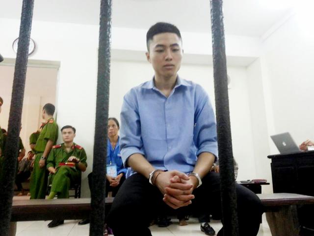 Pháp luật - Đánh chết bạn tù vì rửa bát bẩn: Luật sư đề nghị hoãn xử