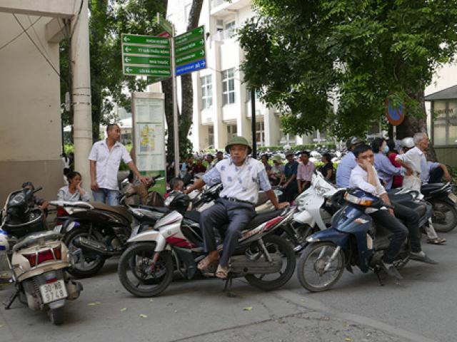 Tin tức trong ngày - BV Bạch Mai đóng cửa bãi gửi xe: Bộ Y tế lên tiếng