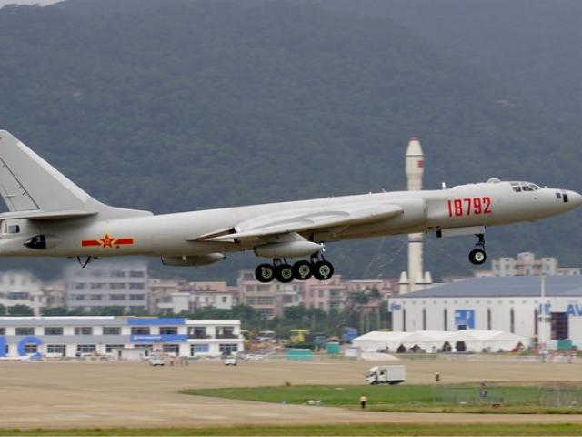 Trung Quốc đưa 40 máy bay ném bom đến sát đảo Nhật Bản
