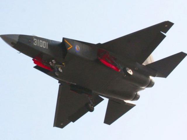 Thế giới - Chiến đấu cơ Nga, TQ "áp đảo" trên bầu trời châu Âu