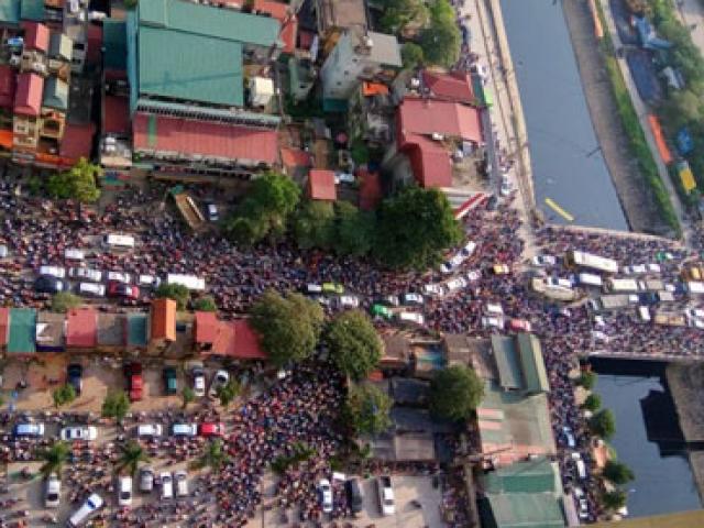 Tin tức trong ngày - Bí thư Hà Nội: Tránh tắc đường, phải kiểm soát cả ô tô