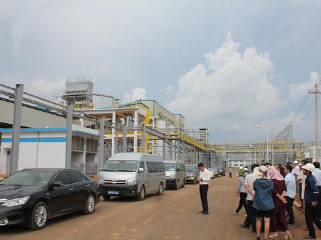 Tin tức trong ngày - Nhà máy Alumin Nhân Cơ phát tán bột trắng