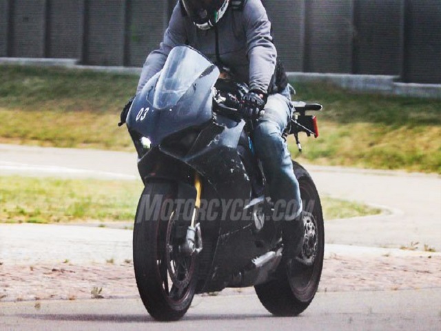 Thế giới xe - Lộ ảnh "hàng nóng" Ducati V4 đang thử nghiệm