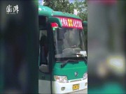 Phi thường - kỳ quặc - Cậu bé TQ 9 tuổi “cướp” xe bus đi dạo phố suốt 40 phút