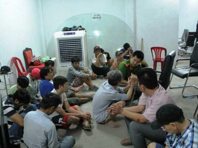 Pháp luật - Bộ Công an đánh sập sới bạc “khủng” phía sau biệt thự ở Sài Gòn