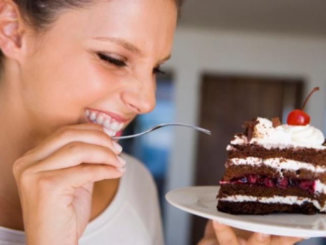 Ăn nhiều đường, đồ ngọt gây hại cho sức khỏe thế nào?