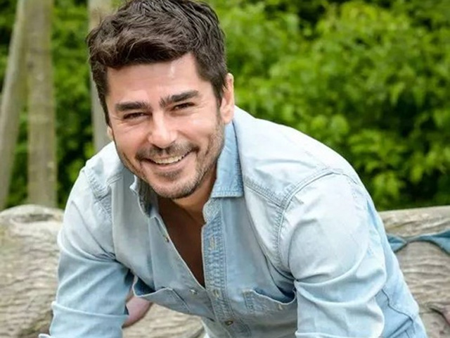 Bạn trẻ - Cuộc sống - Người phụ nữ bị lừa tình trên mạng và cái kết đẹp như mơ