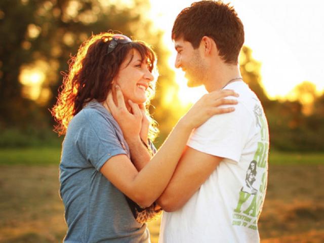 Sức khỏe đời sống - Hãy hôn nhau đi cho giảm mỡ máu!