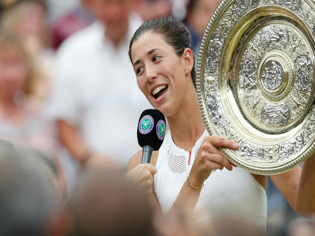 Thể thao - Wimbledon 2017: Muguruza rạng ngời đăng quang, Venus buồn rười rượi