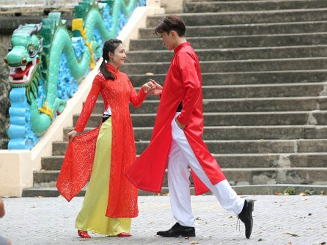 Phim - Khoảnh khắc "nghìn năm có một" của Giả Tịnh Văn và sao Hoa ngữ tại VN