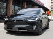 Tư vấn - Tesla Model X P100D giá 8 tỷ đồng tại TP.HCM