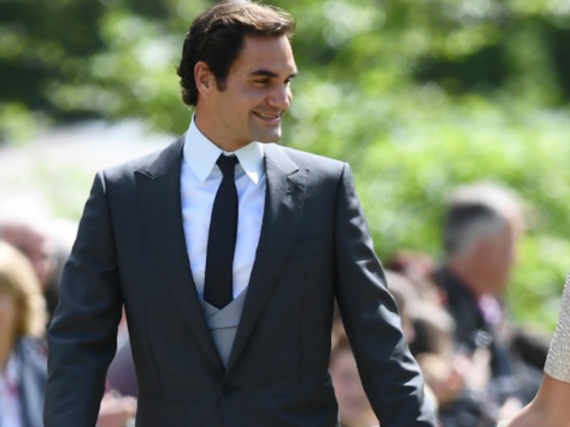 Bí quyết mặc đẹp - 8 lần Roger Federer mặc đẹp át cả siêu sao!